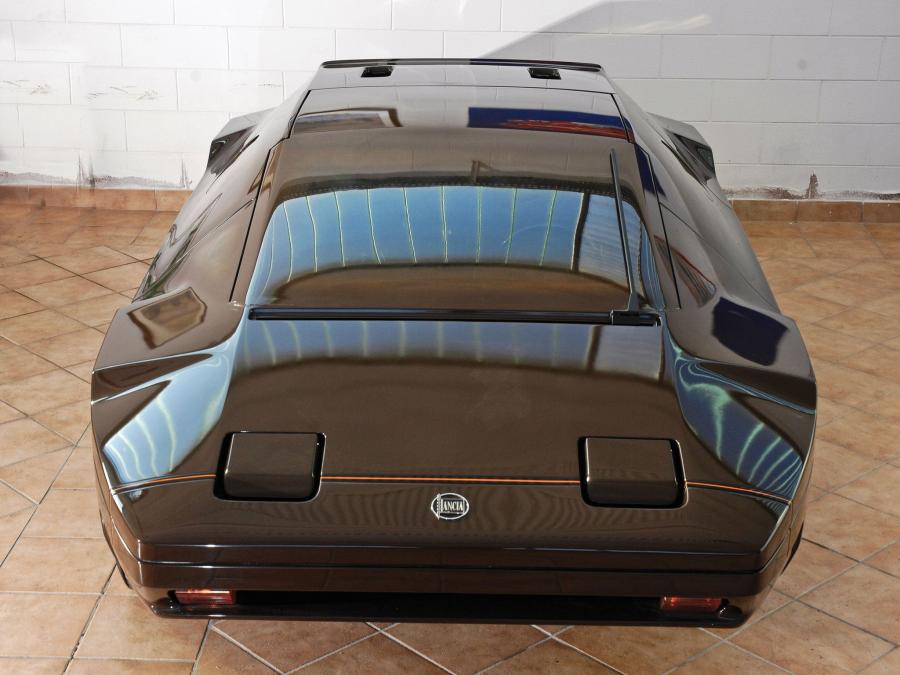  Lancia Stratos Sibilo Concept 1978 года  (фото 13 из 25)